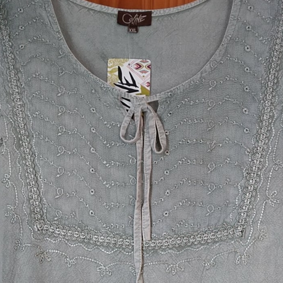 Coline Sage Green Embroidered Tie Back Dress XXL - Picture 2 of 8